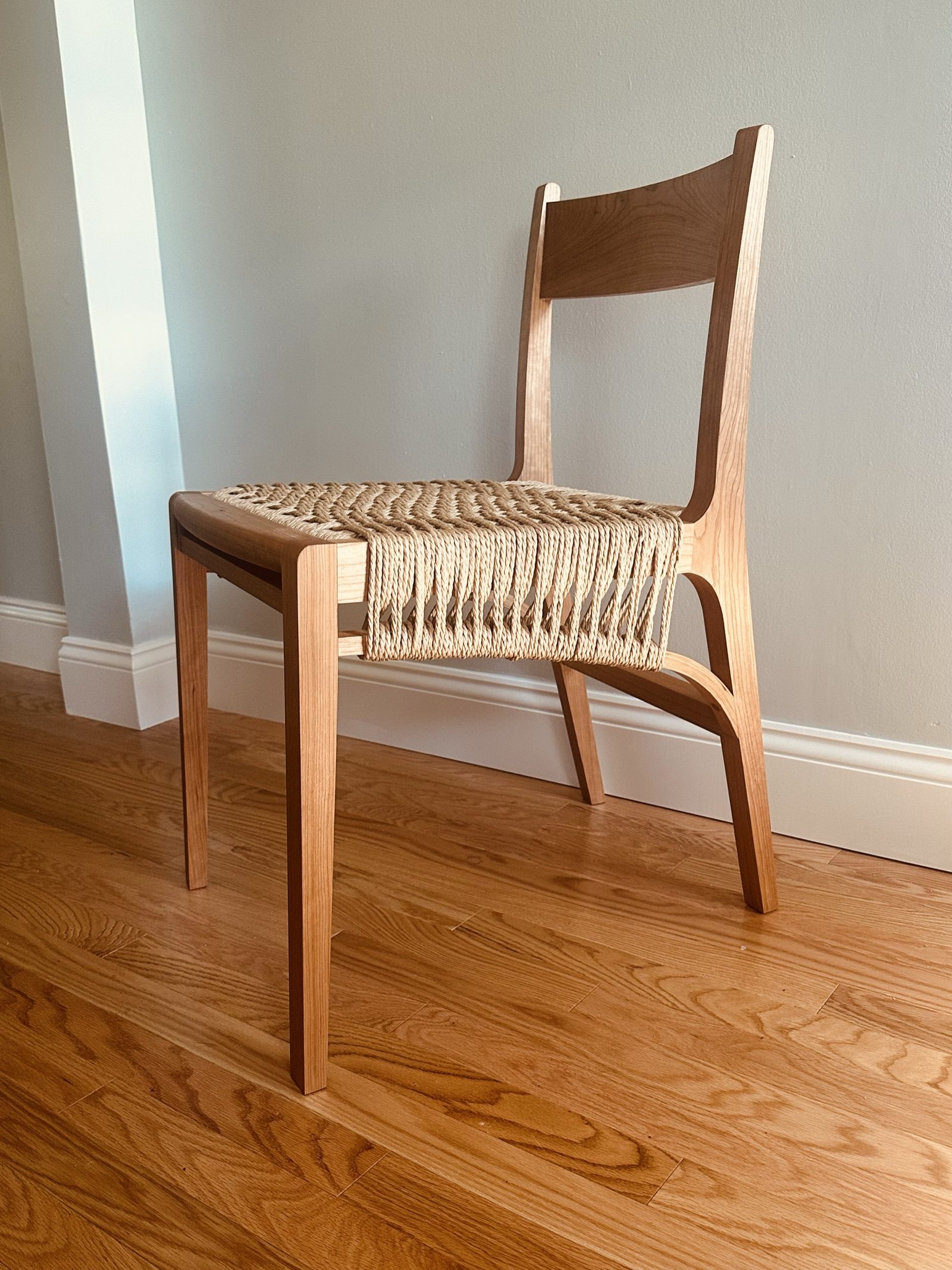 Lupin Chair — side view